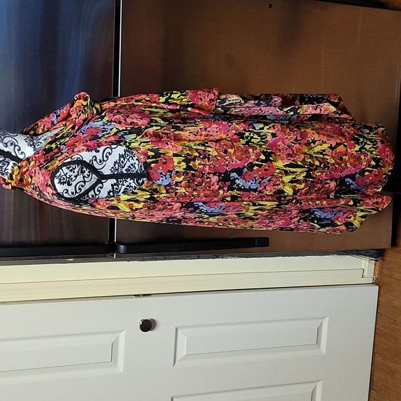 NWOT Fashion Tunic - Picture 4 of 10